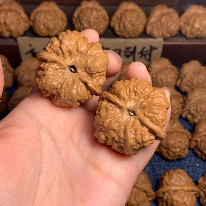 桃核吊坠皮***…蛤蟆核桃