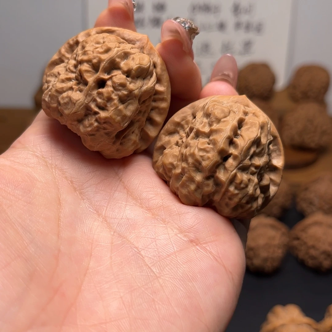 把件文玩核桃蛤蟆头40一天