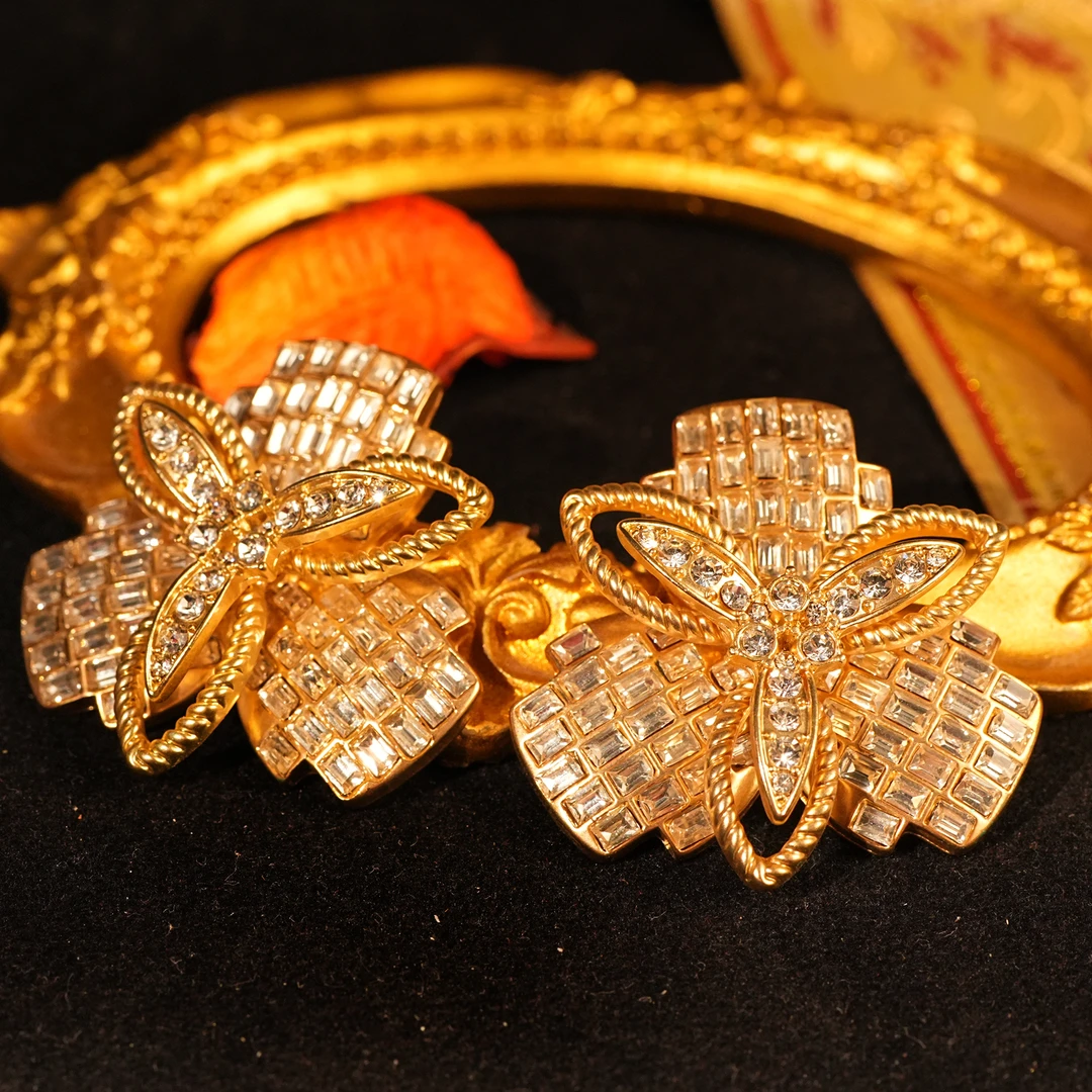 铜合金耳饰 【8547】耳钉 情定三生满钻重工法式精致个性