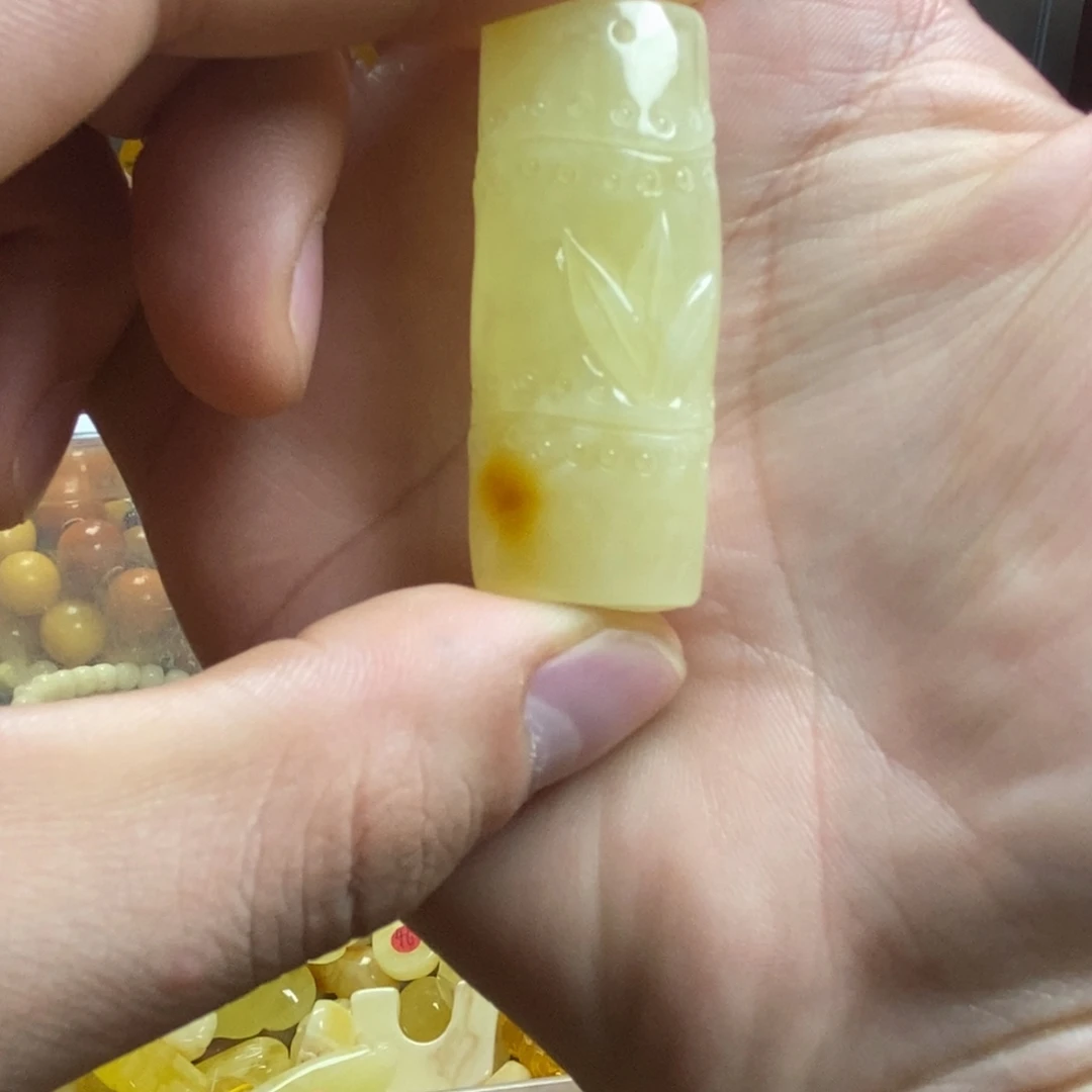 琥珀未镶嵌裸石蜜蜡