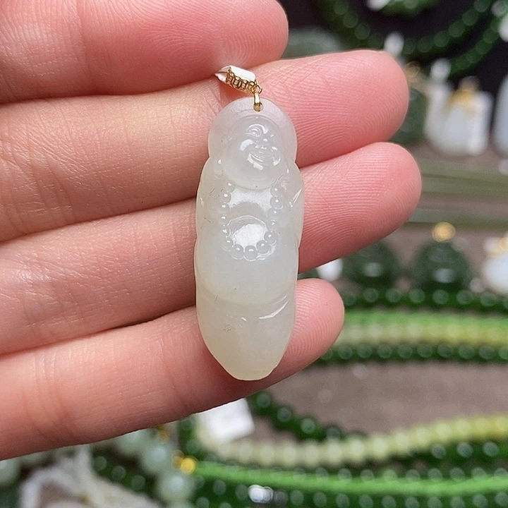 和田玉18K金镶嵌颈饰