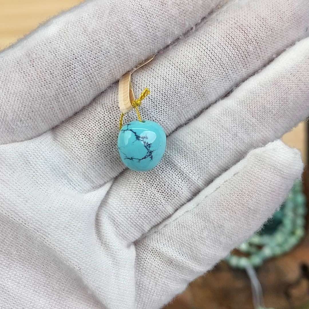 未镶嵌绿松石珠宝奇石