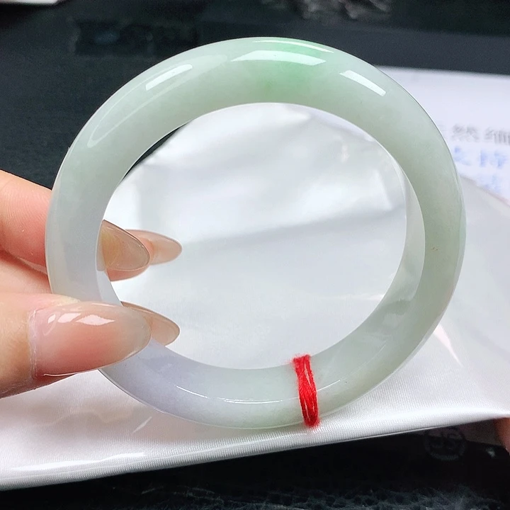 翡翠手镯未镶嵌正