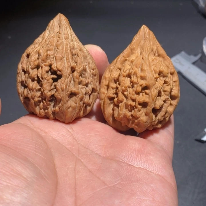 吊坠文玩核桃大沽石56