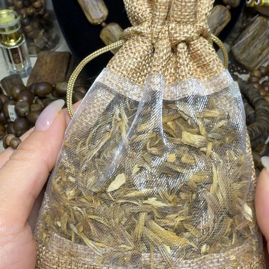 沉香碎屑沉香原材料多样性发货一份