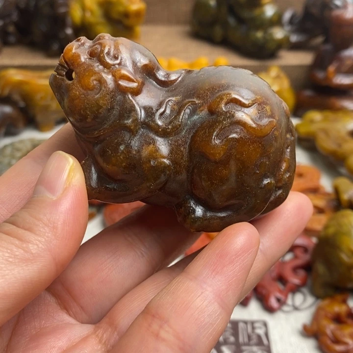 蛇纹石玉未镶嵌颈饰129