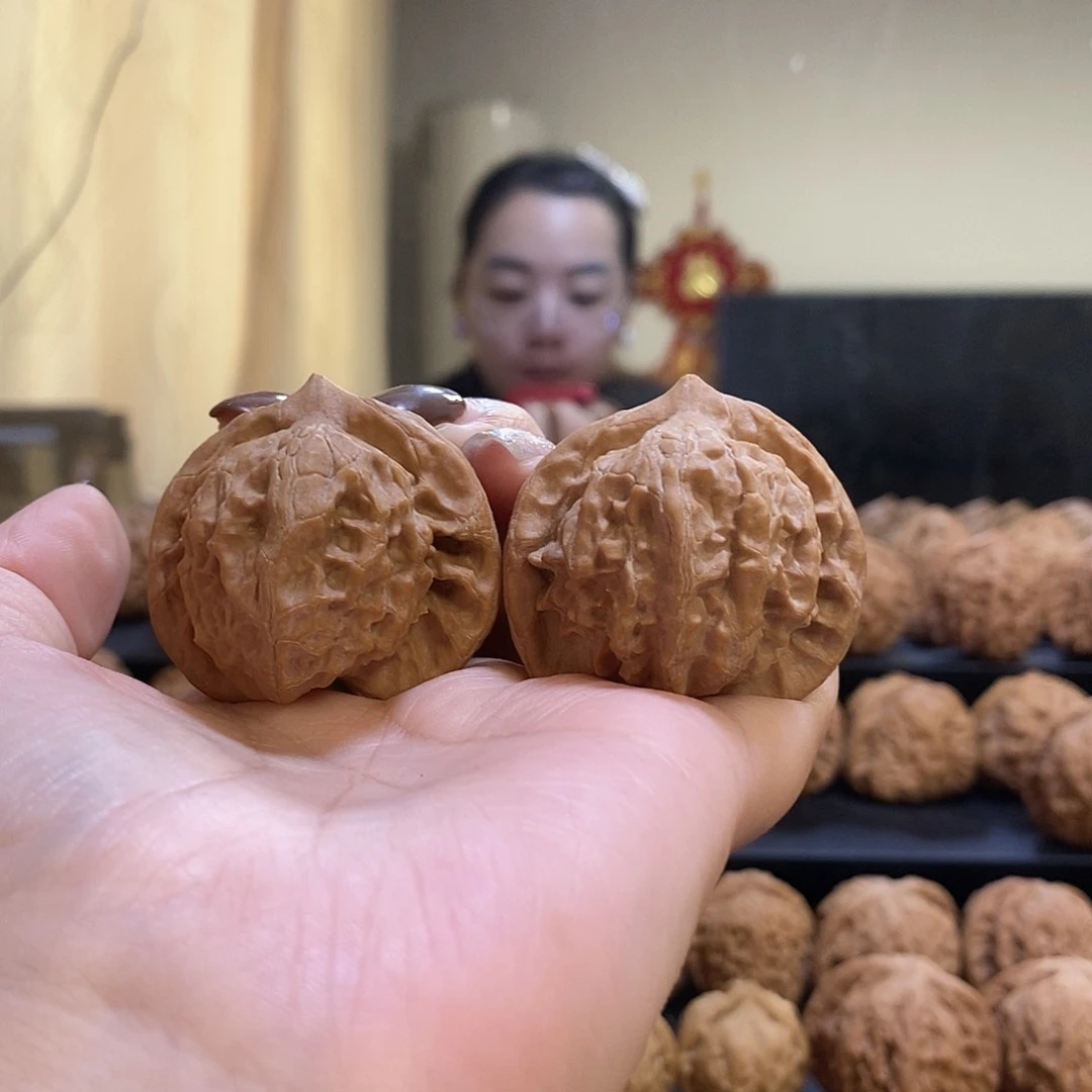 把件文玩核桃40歪图图有伤