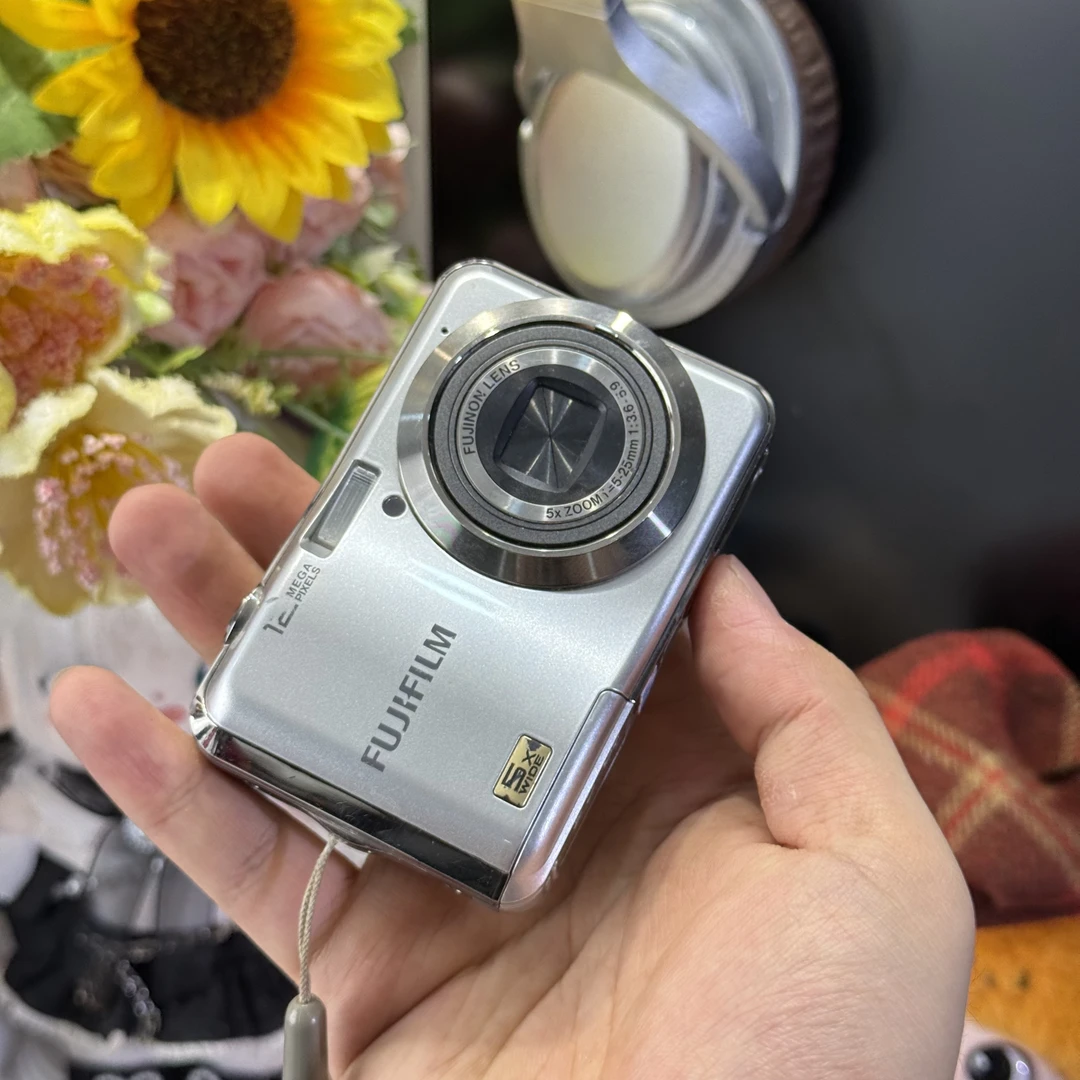 9新 Fujifilm/富士 富士ax205胶片感适合新手滤镜多带配件