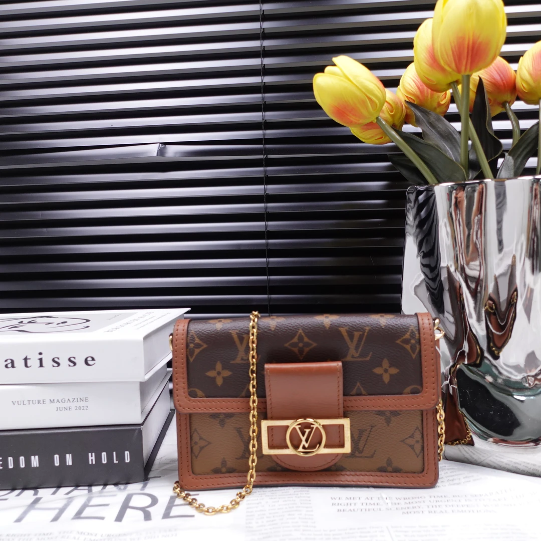 95新 LouisVuitton/路易威登 单肩包/T10306619
