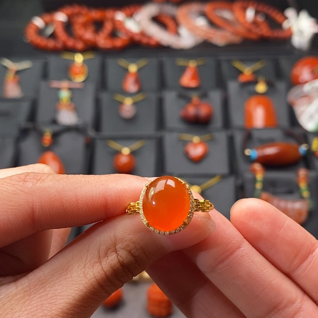 南红玛瑙银S925镶嵌云南保山冰红戒指