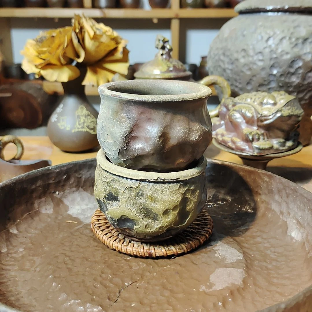 坭兴陶纯柴烧茶杯2个，瑕