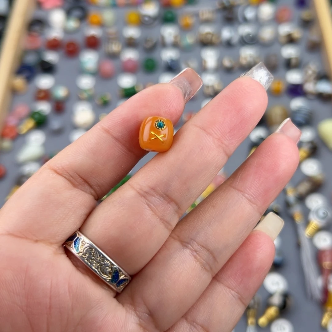 玛瑙/玉髓饰品未镶嵌黄*河