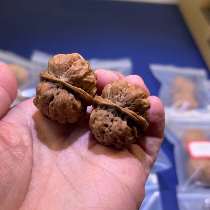 文玩核桃吊坠迷你噶哒包