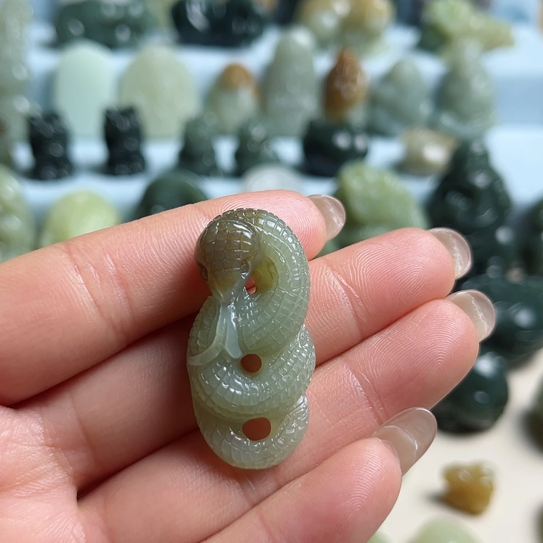 宿***店和田玉未镶嵌挂件