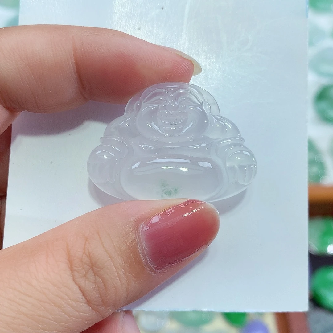 翡翠未镶嵌颈饰佛