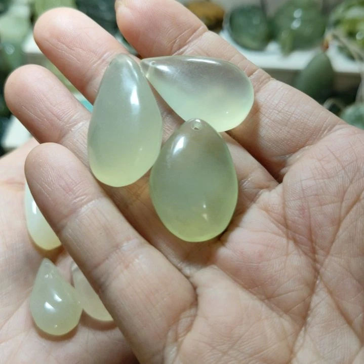 岫玉挂坠款式未镶嵌沉****疲