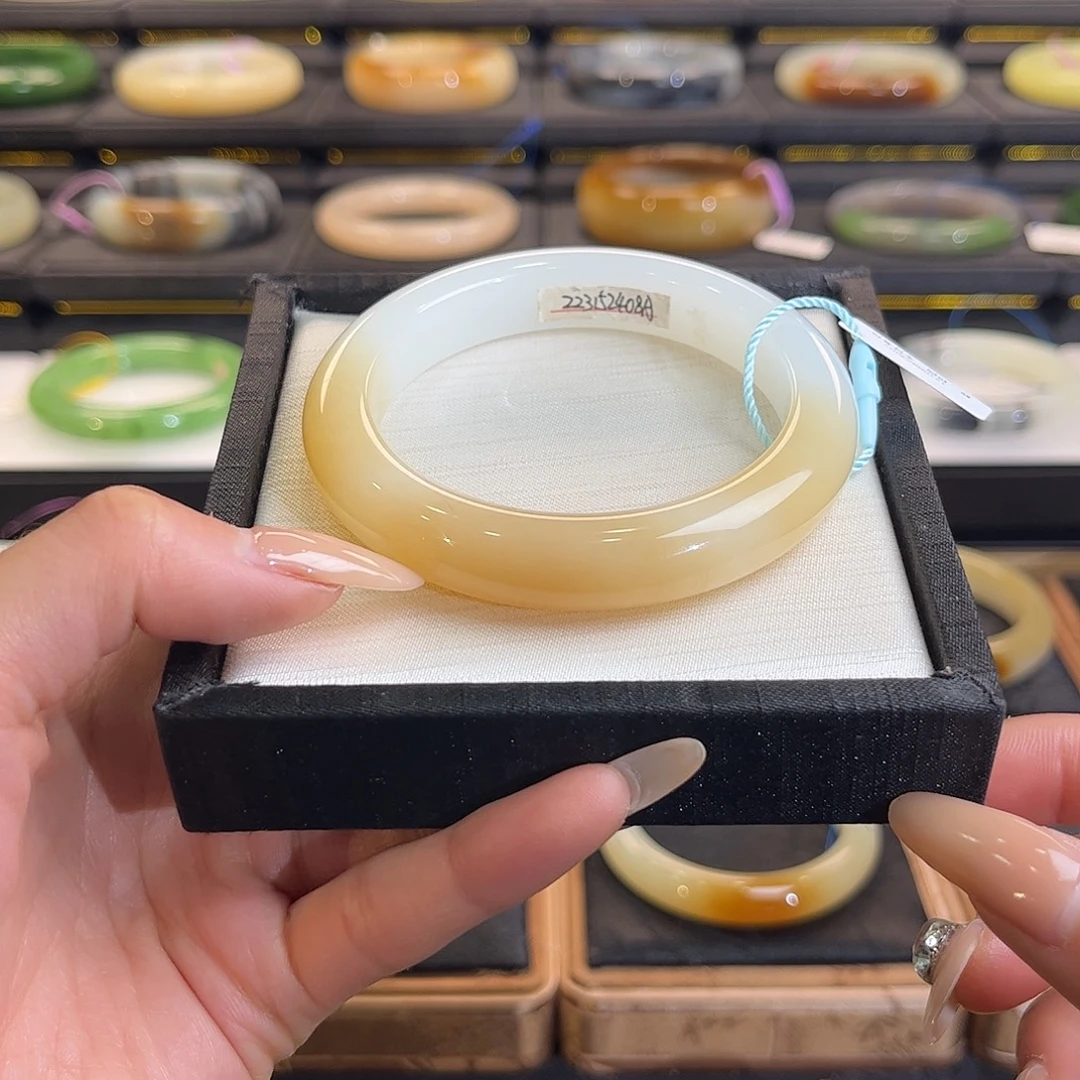 和田玉未镶嵌手镯57 58毕业款糖羊脂