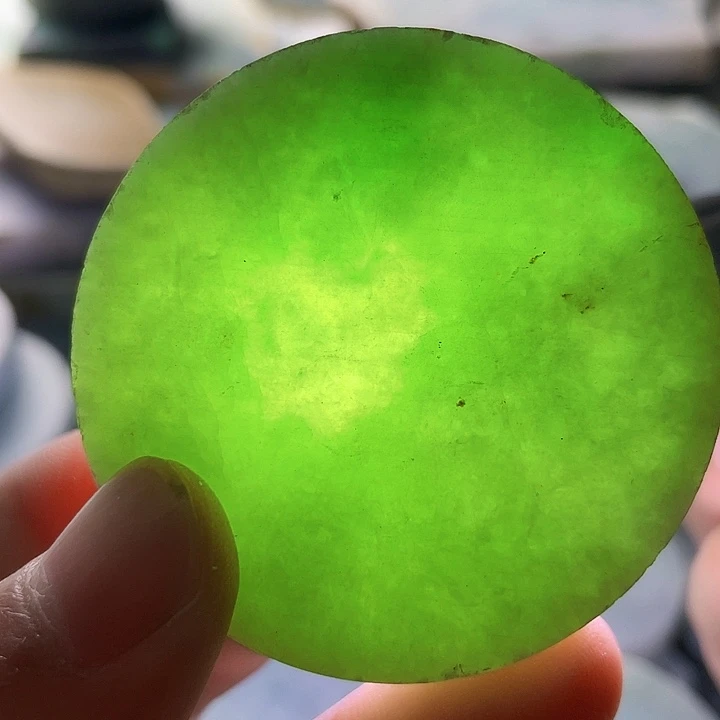 翡翠挂件未镶嵌毛料88