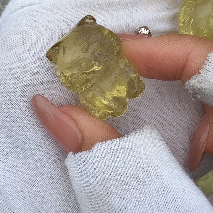 夜***夕未镶嵌车挂水晶水晶