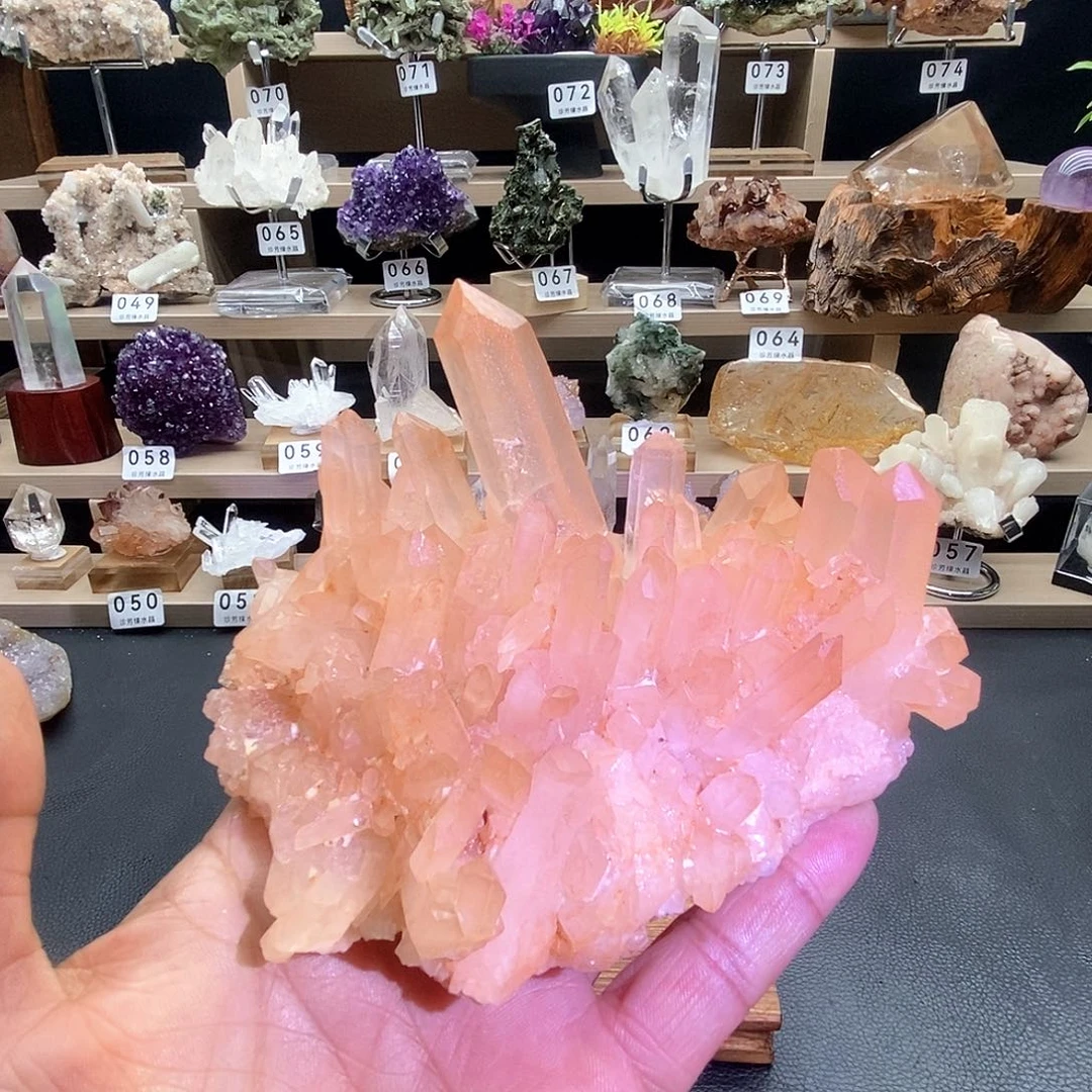 石材水晶簇摆件，