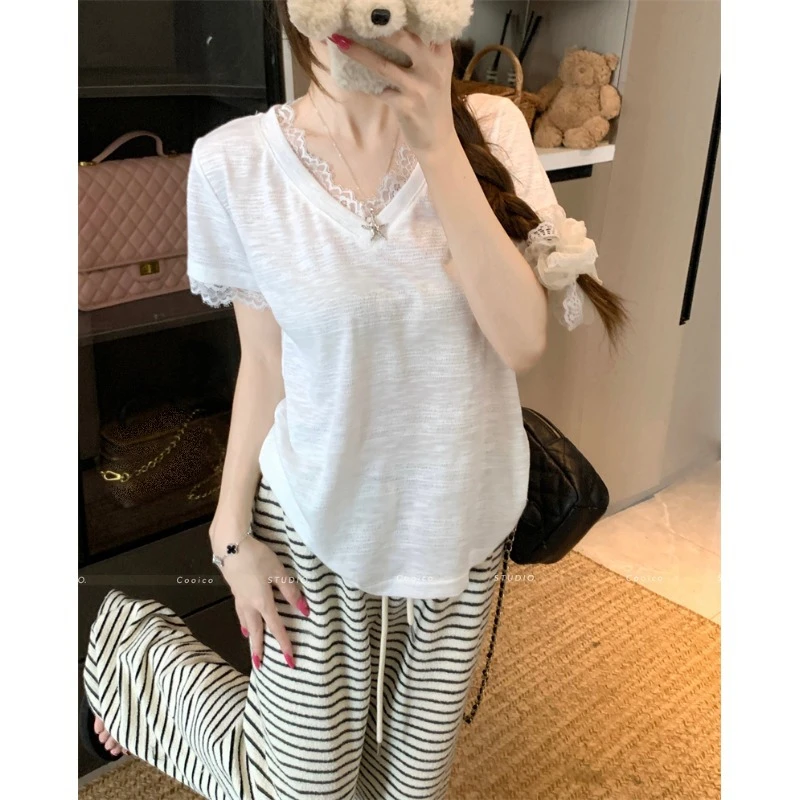 【运补6-8】蕾丝V领拼接气质短袖2025夏季小众设计感微透褶皱上衣