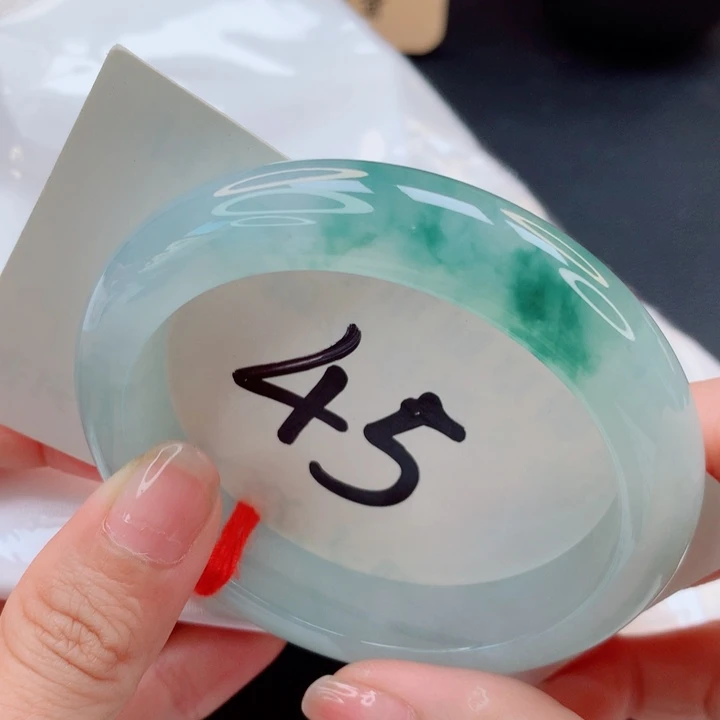 翡翠未镶嵌手镯冰胶辣绿飘花