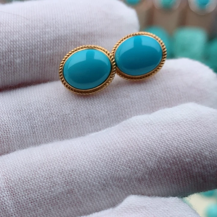 绿松石18K金镶嵌挂件