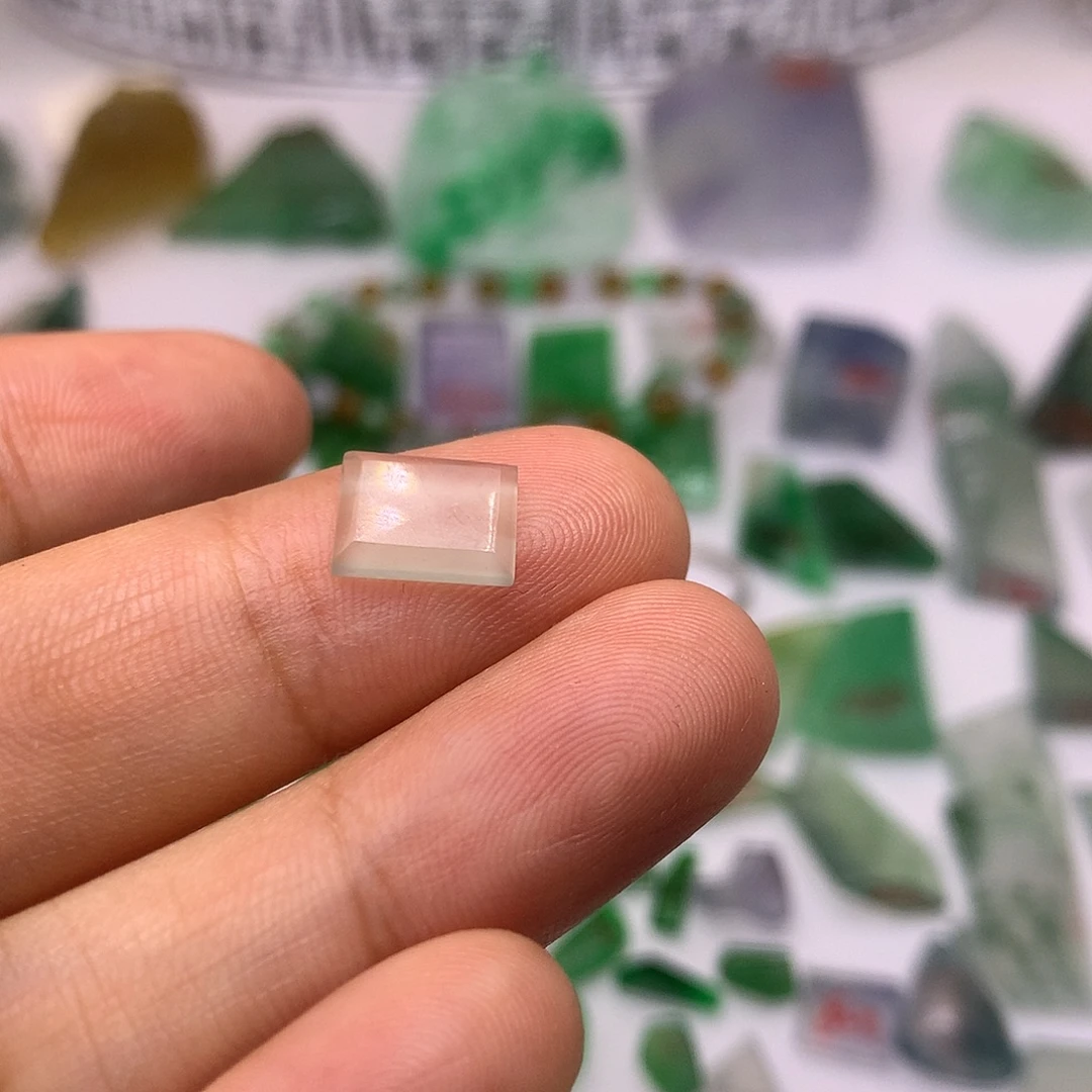 定制翡翠未镶嵌天然翡翠定制