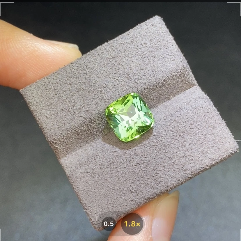 25M013 绿色碧玺（Lemon color，Vibrant-Brilliance）3.09克拉