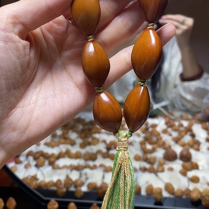 摆件橄榄核橄榄 橄榄