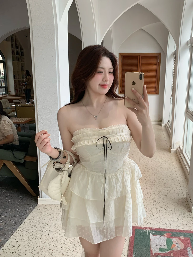 【Yez1】 “初游记“微胖显瘦短款刺绣蛋糕裙纯欲