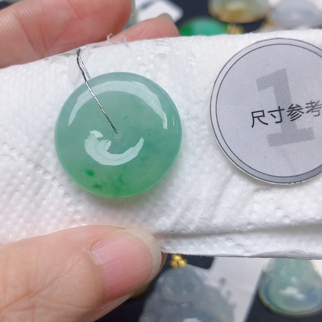 颈饰未镶嵌翡翠天然缅甸Ａ货翡翠
