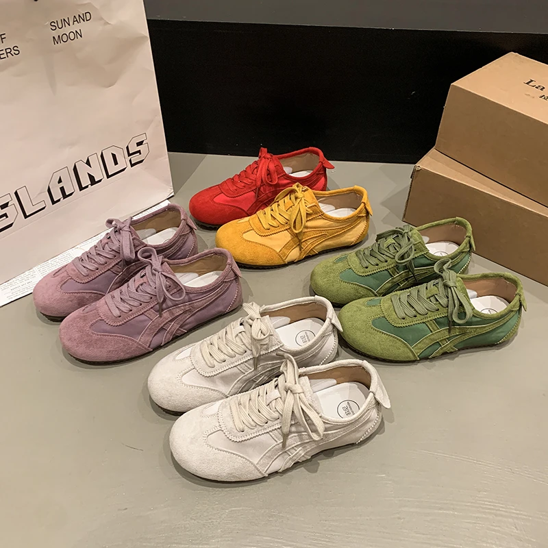 新款德迅女鞋潮流平底拼色简约休闲运动鞋