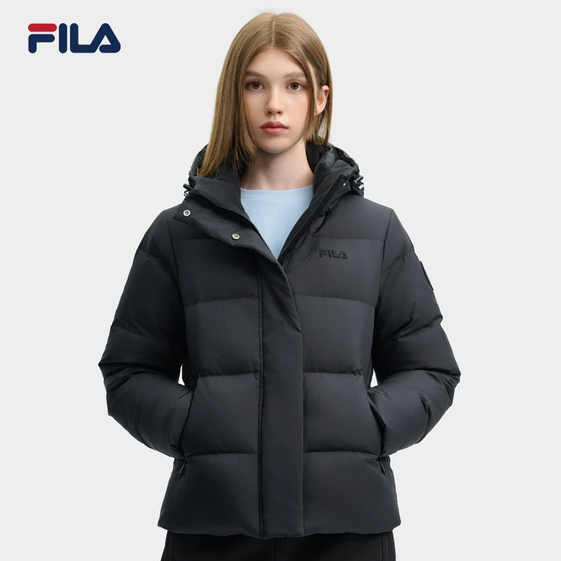 Fila/斐乐女款户外健身运动羽绒服时尚休闲保暖连帽F61W548999A