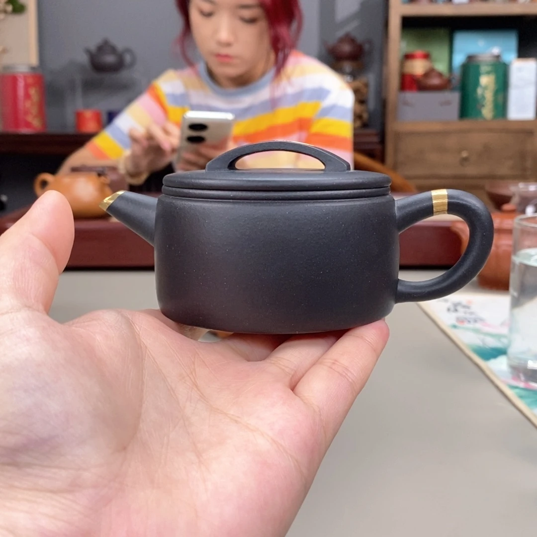 茶壶紫砂台西紫泥捂灰汉瓦半手150cc