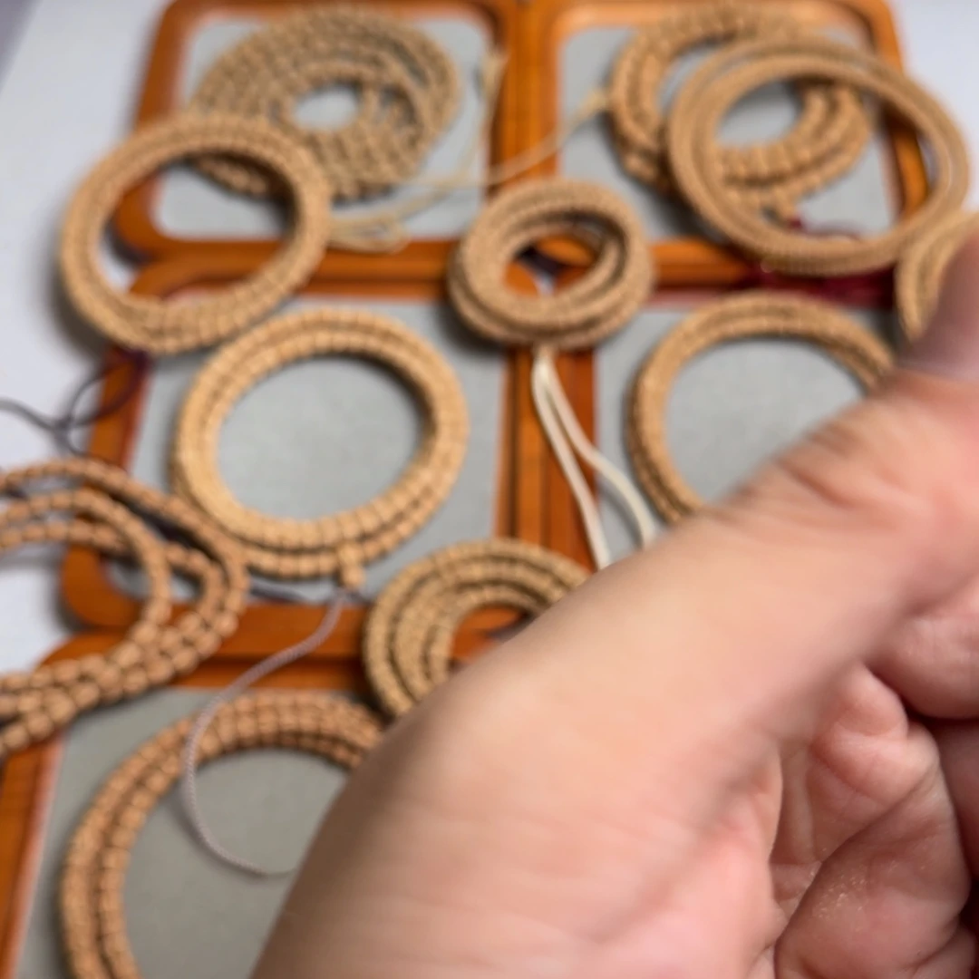 H***o吊坠柏香籽/百香籽