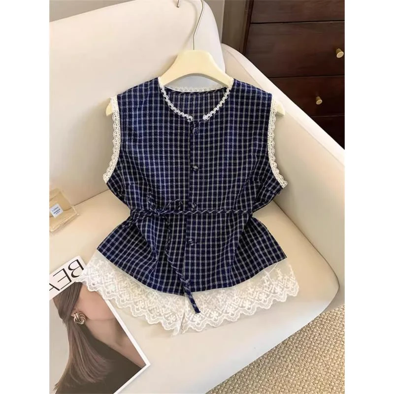 甜美蕾丝花边拼接格子背心衬衫女夏季新款洋气减龄百搭无袖上衣潮