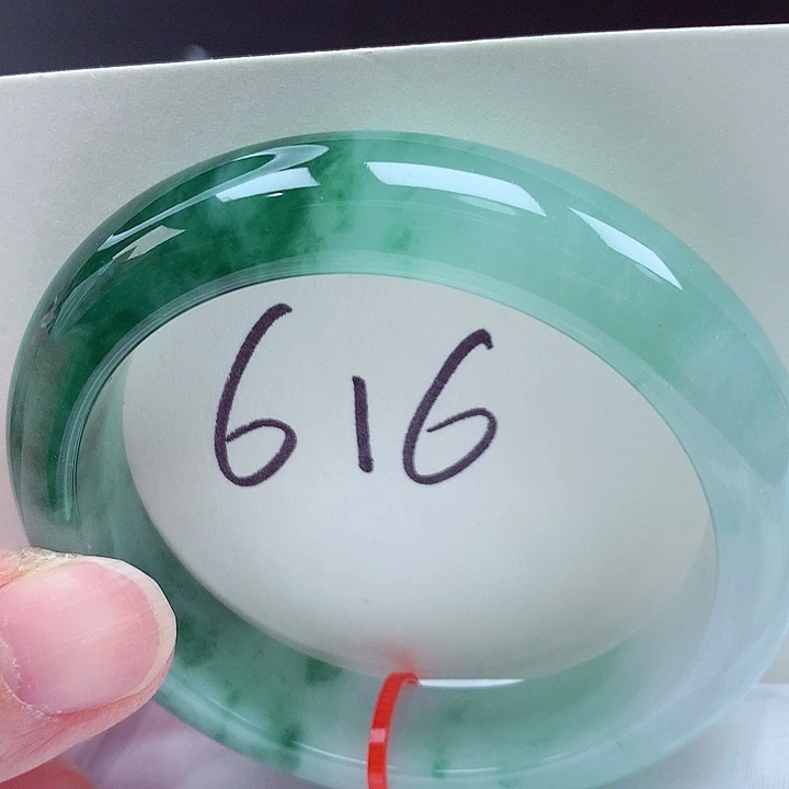 翡翠未镶嵌手镯翡翠