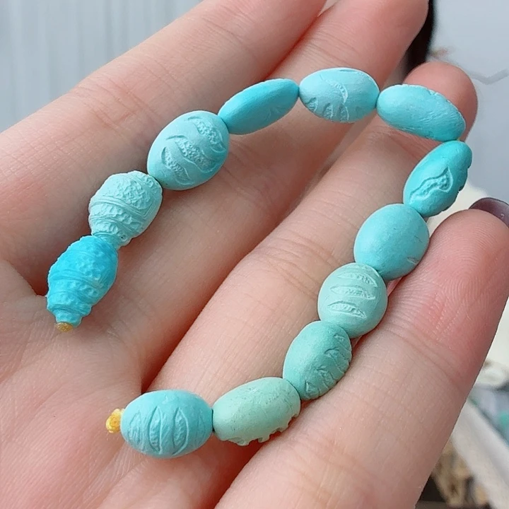 绿松石未镶嵌珠宝奇石