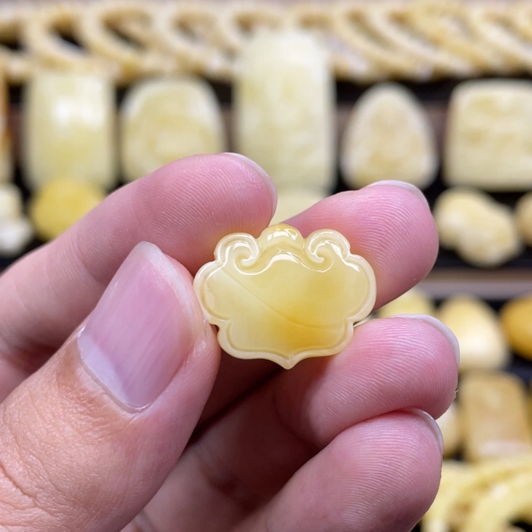 琥珀未镶嵌裸石琥珀蜜蜡