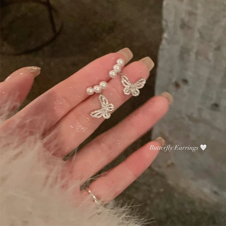 铜合金仿珍珠耳饰 D2051 早春新款重工满锆蝴蝶耳钉仙气小众耳环