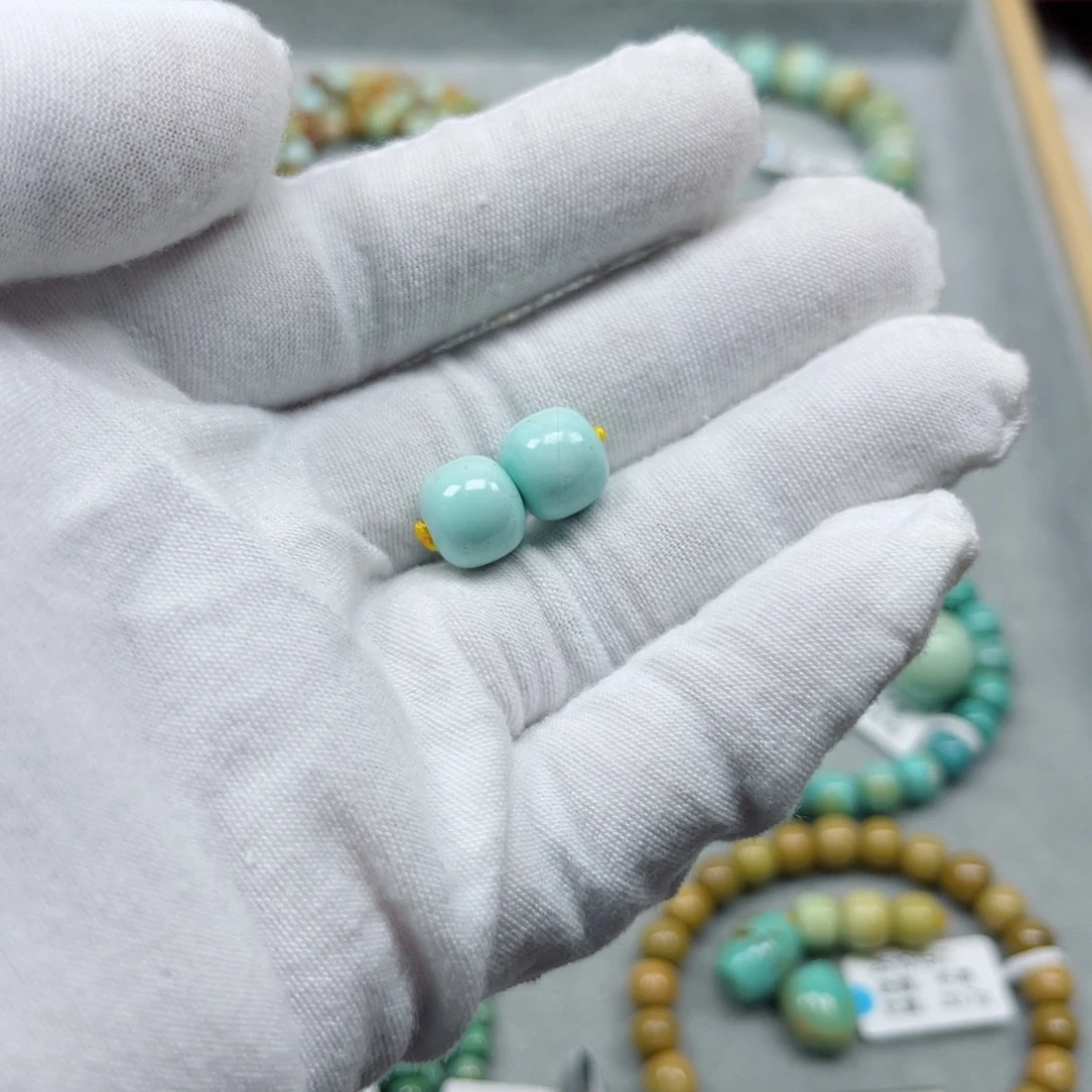 绿松石未镶嵌挂件