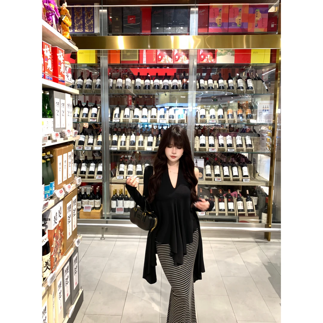 气质显瘦氛围美神纯欲挂脖吊带开衫上衣+高腰包臀鱼尾半裙三件套