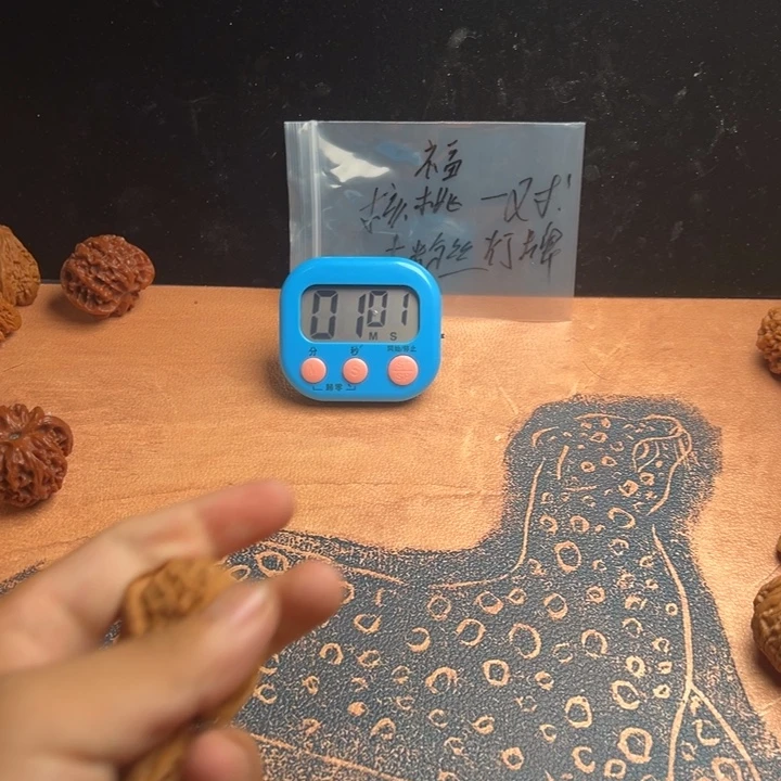 敷***衍吊坠文玩核桃随机