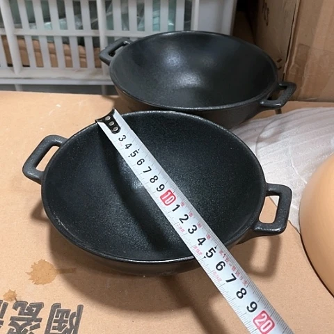 微瑕，不能明火，口径14厘米，高度4，2个双耳圆