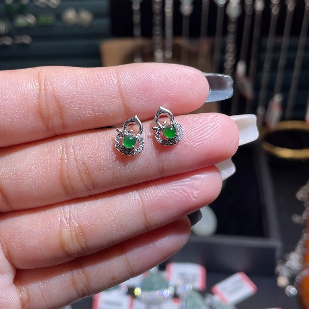 未镶嵌翡翠耳饰耳钉