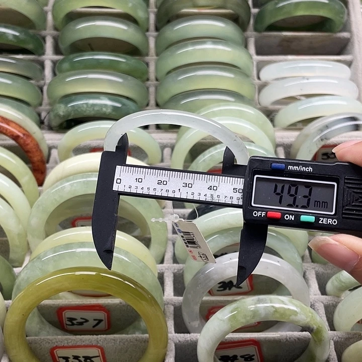 未镶嵌蛇纹石玉手镯1111