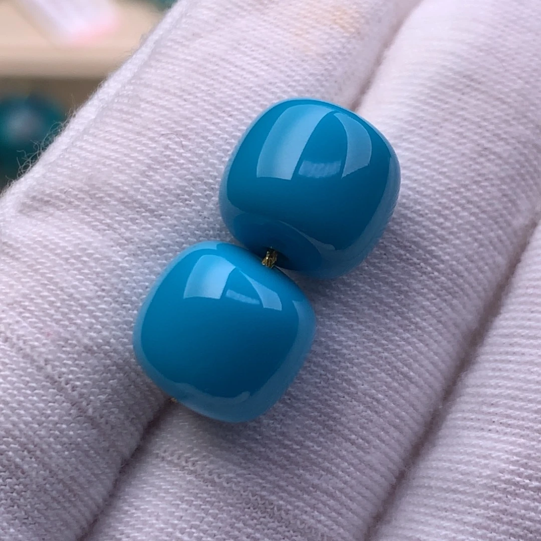 绿松石未镶嵌珠宝奇石10.6