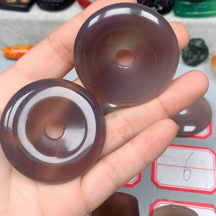 潮***者玛瑙/玉髓颈饰未镶嵌