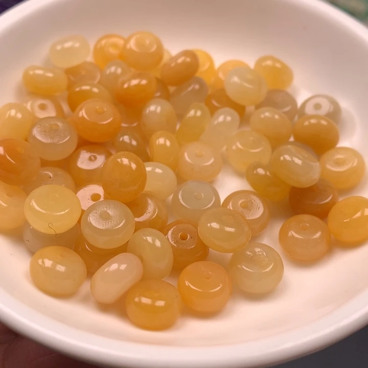 石英质玉未镶嵌颈饰小扣100粒